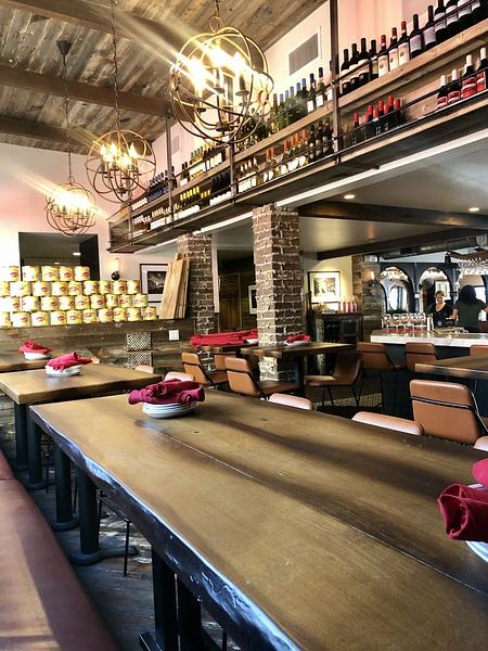Davanti Enoteca Little Italy