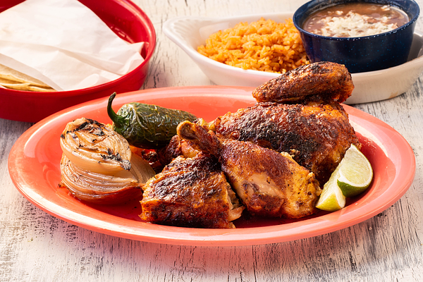 Ojos Locos Sports Cantina - Metro