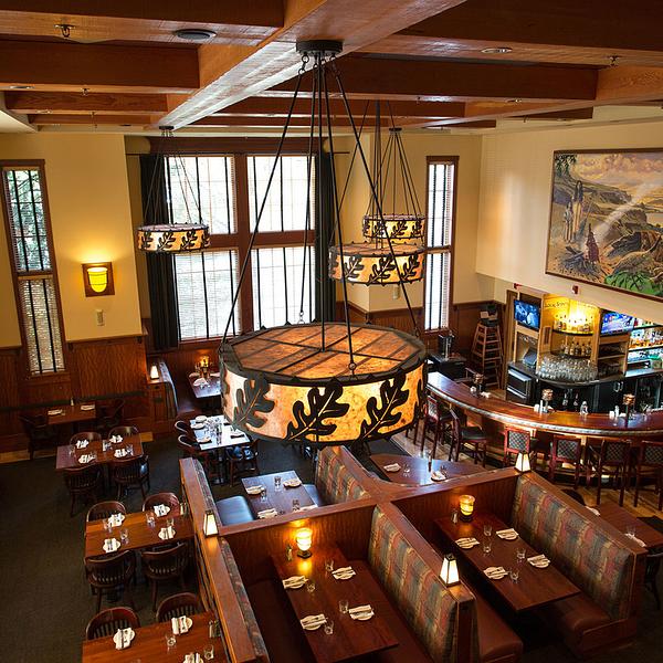 Hudson's Bar and Grill