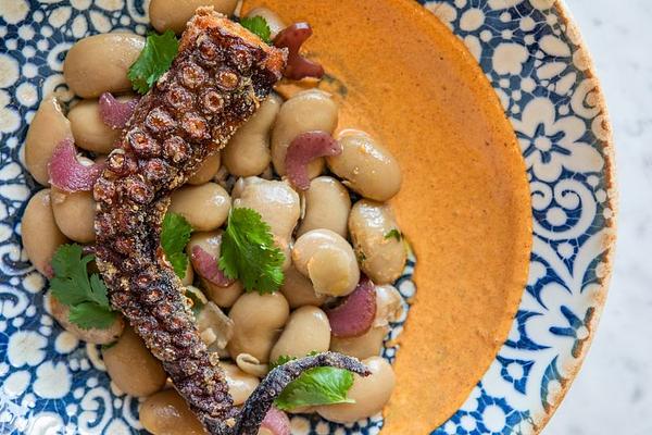 Anise Wine Bar - The Village Dallas